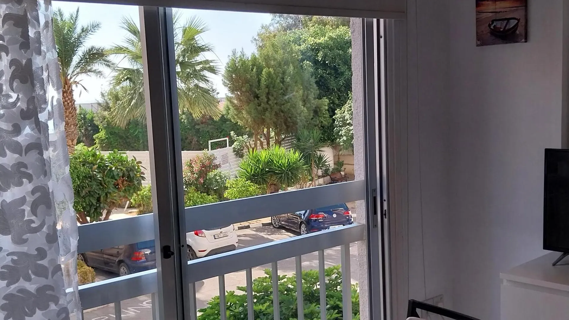 Stelia'S Seagate Studio Apt. Larnaca
