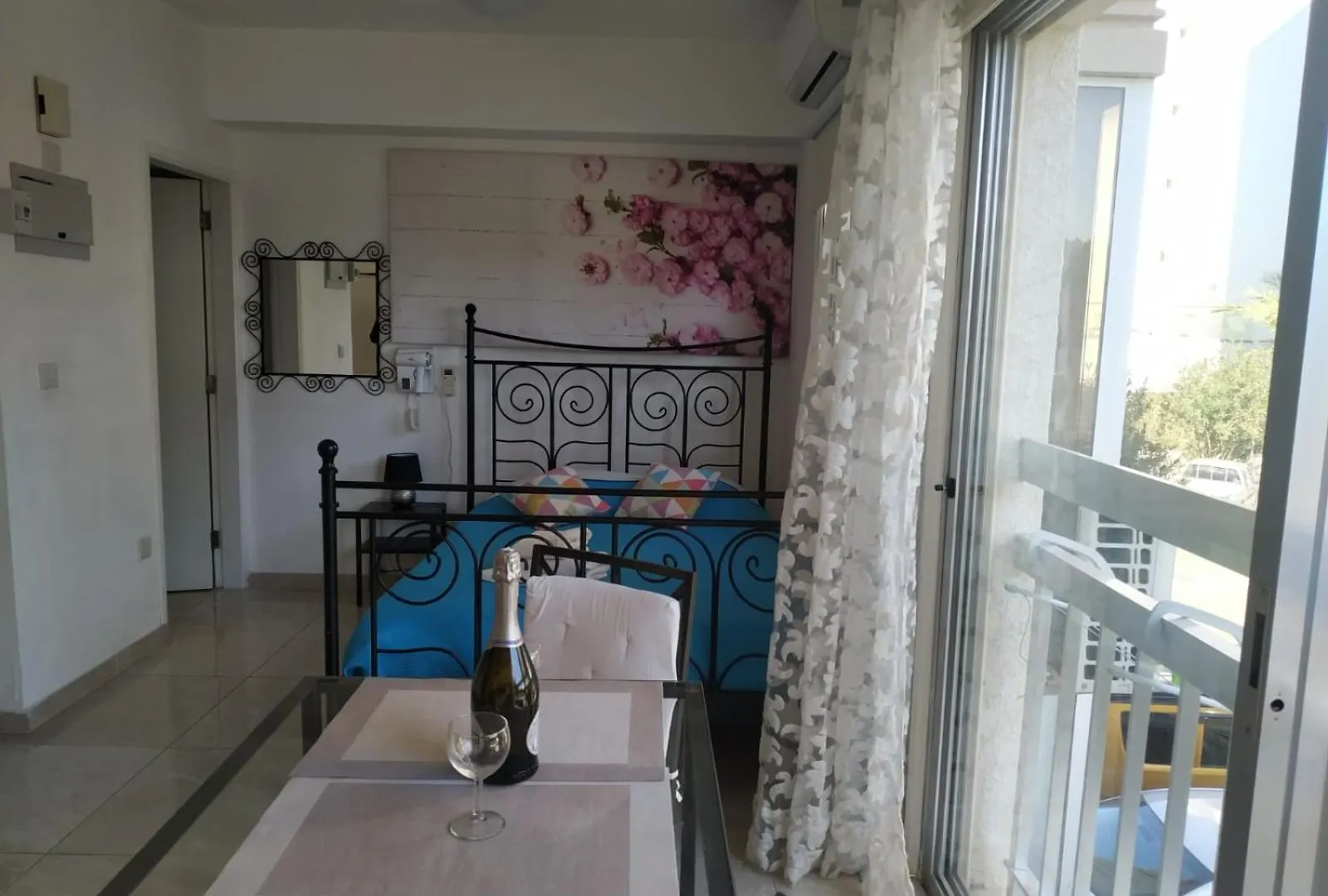 Stelia'S Seagate Studio Apt. Larnaca 0*,