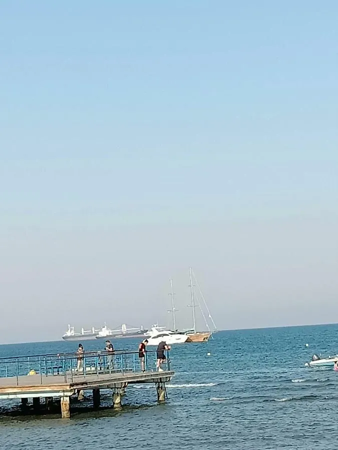 Stelia'S Seagate Studio Apt. Larnaca